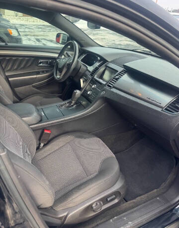 2014 Ford Taurus SEL