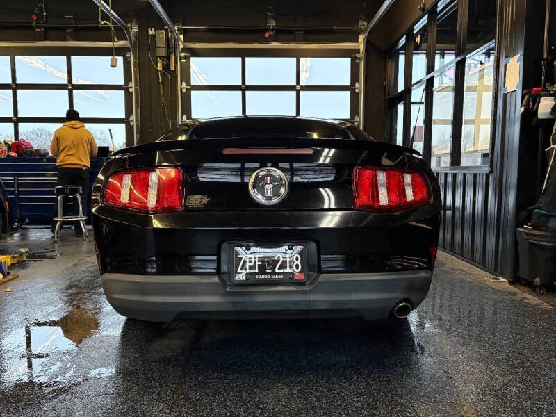 2010 Ford Mustang V6