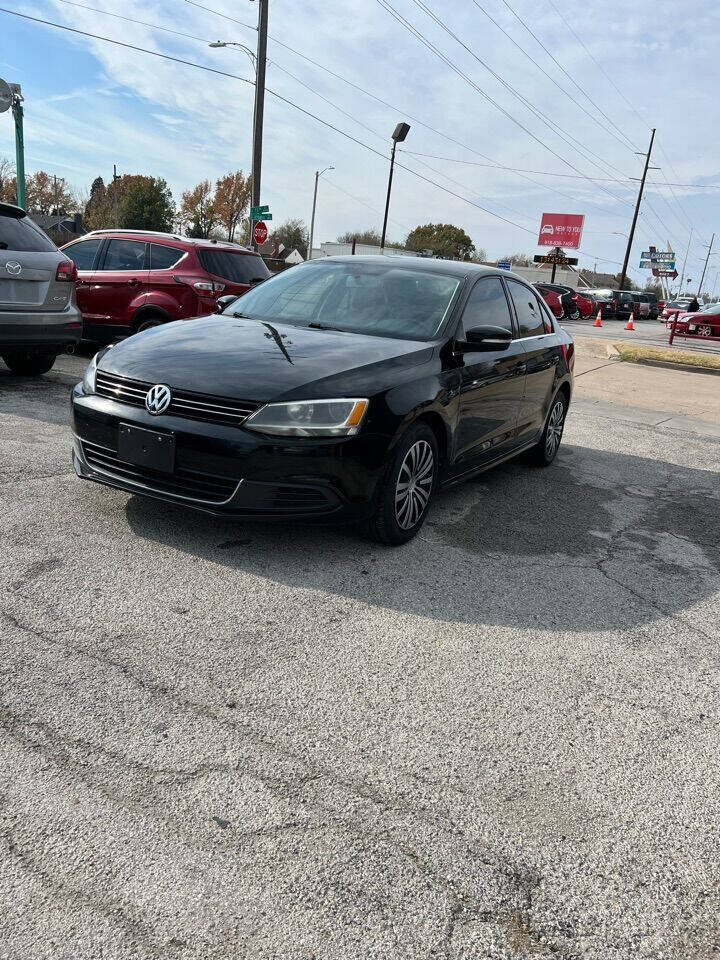 2013 Volkswagen Jetta for sale at Auto Town in Tulsa, OK