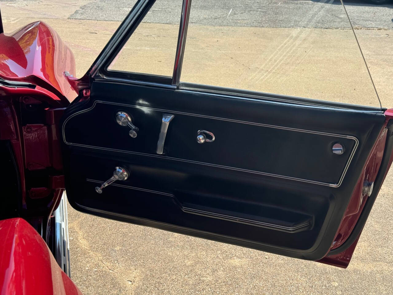 1966 Chevrolet Corvette 33