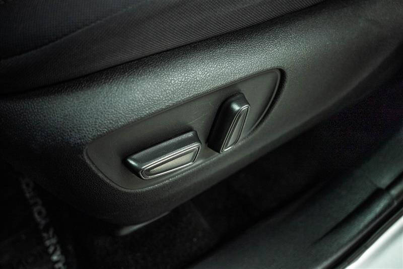 2020 Toyota Highlander Hybrid LE