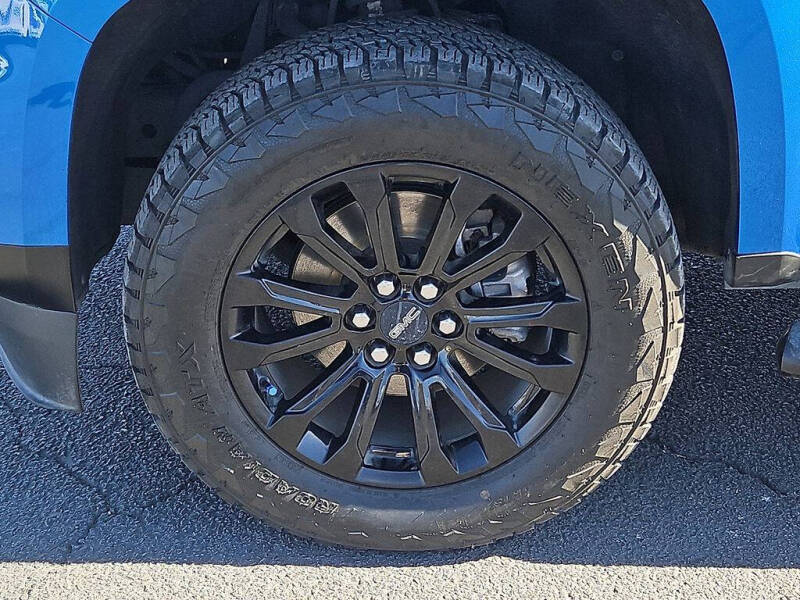2021 GMC Canyon Elevation Standard