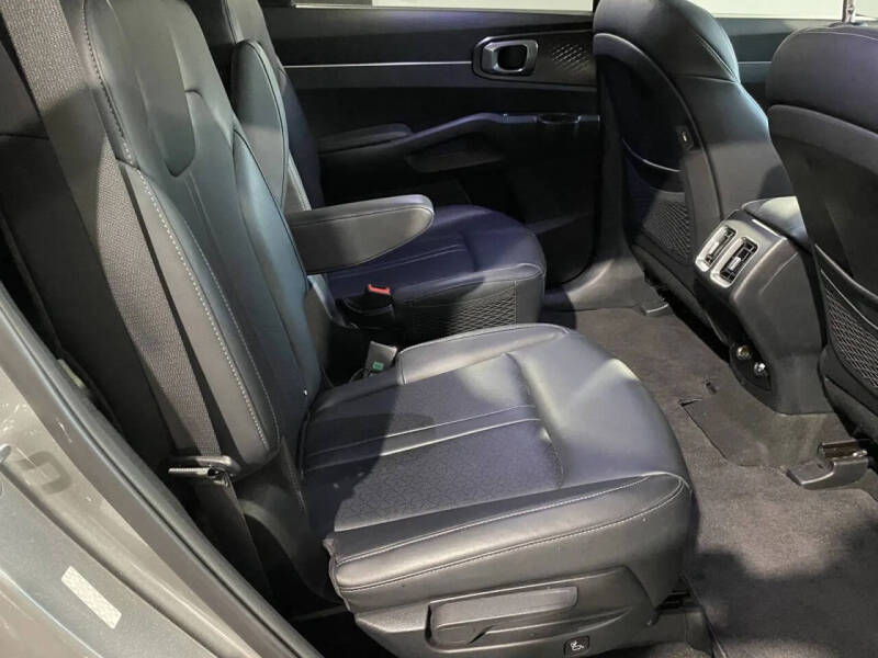 2024 Kia Sorento Hybrid EX