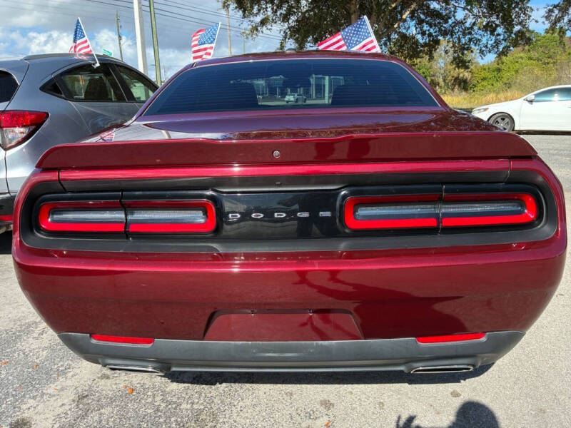 2022 Dodge Challenger SXT