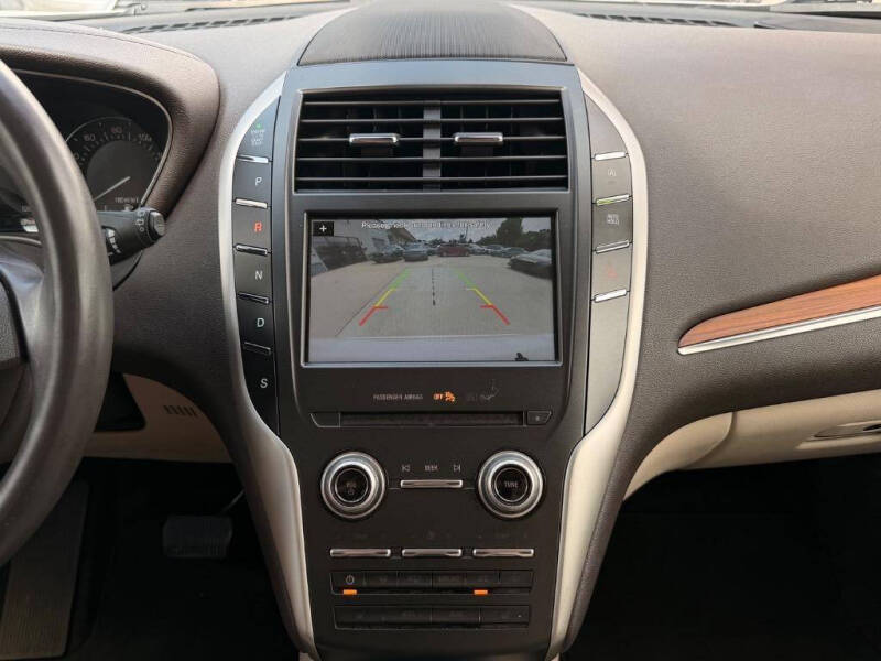 2017 Lincoln MKC Select