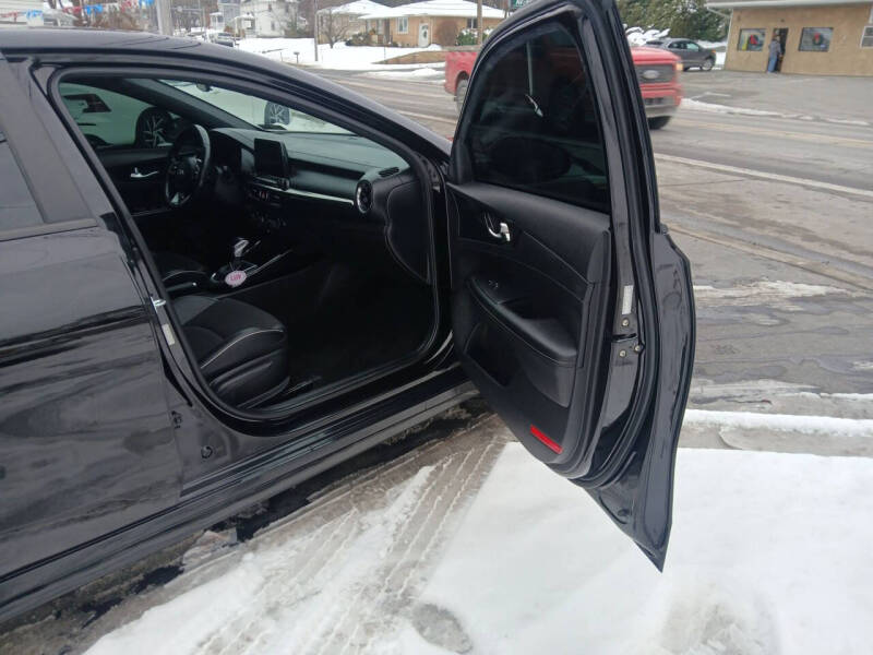 2021 Kia Forte GT Line