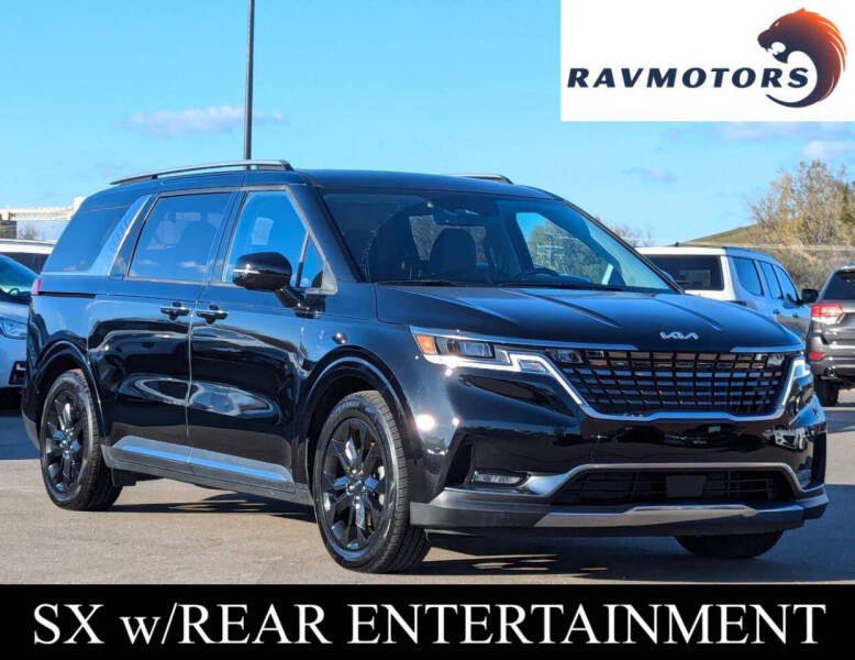 2024 Kia Carnival SX