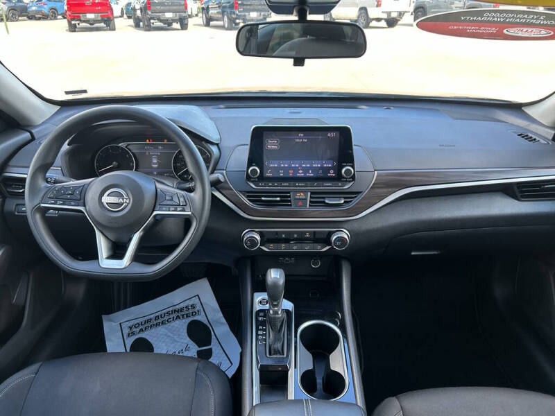 2024 Nissan Altima 2.5 SV