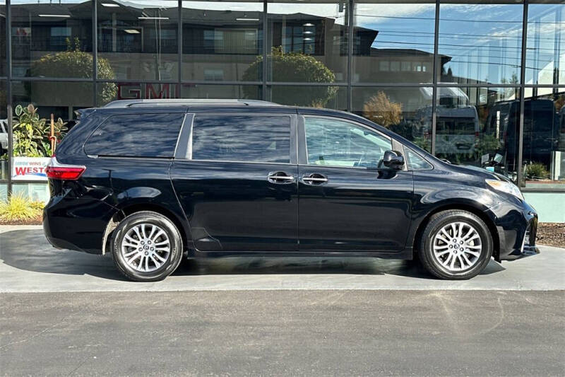 2020 Toyota Sienna