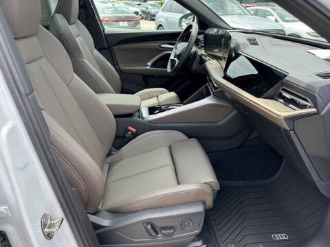 2025 Audi Q5 quattro Premium Plus TFSI