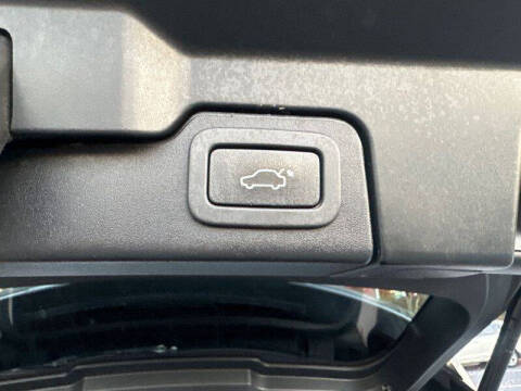 2018 Land Rover Range Rover Evoque SE Premium