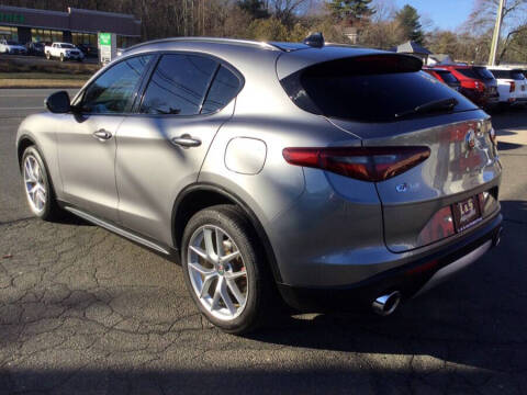 2019 Alfa Romeo Stelvio Ti