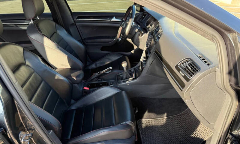 2016 Volkswagen Golf GTI