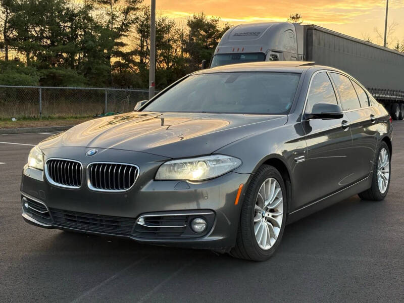 2015 BMW 5 Series 528i