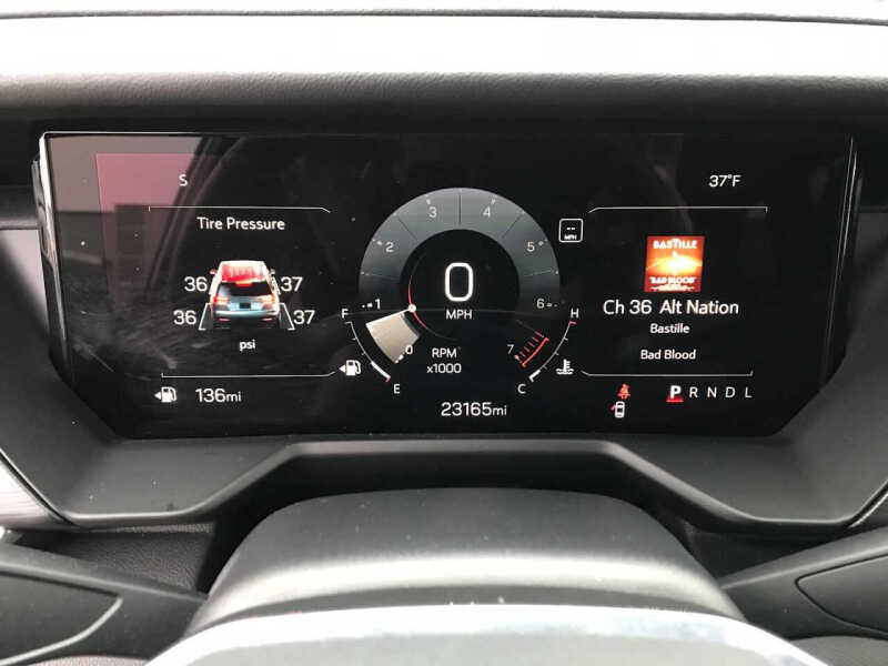 2025 GMC Acadia Elevation