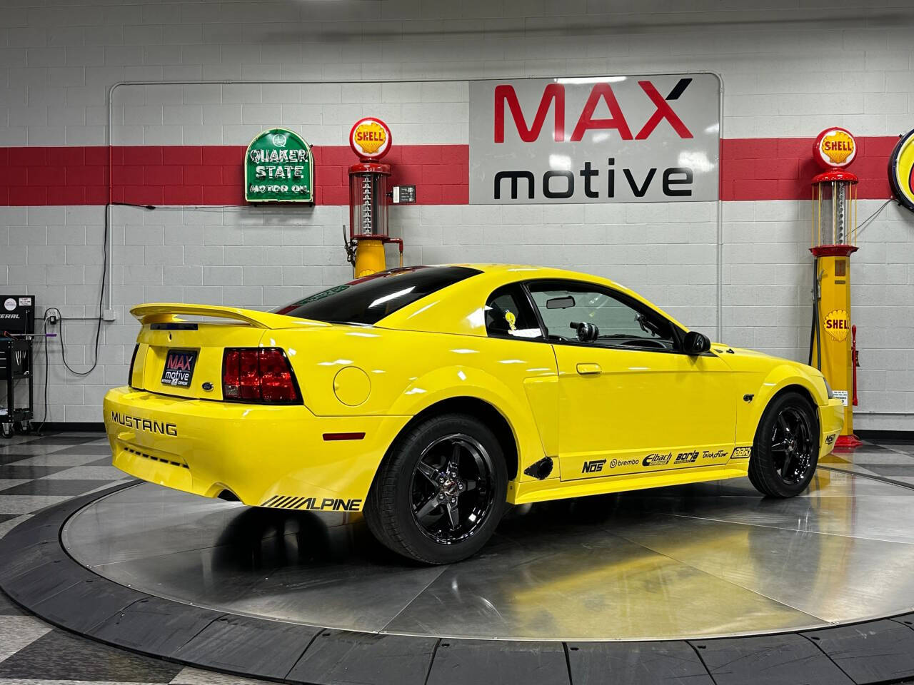 2000 Ford Mustang 14