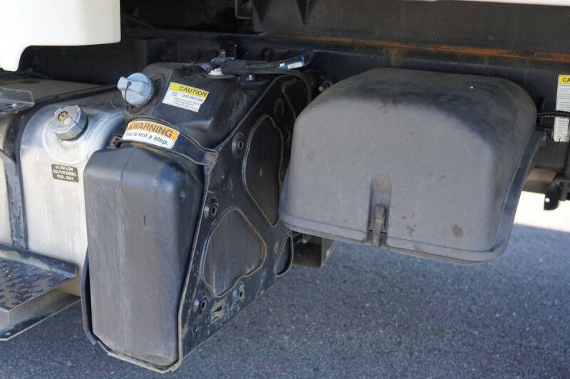 2016 Freightliner M2 106