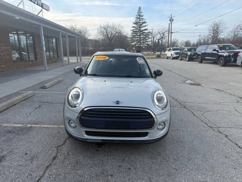 2016 MINI Hardtop 4 Door Cooper