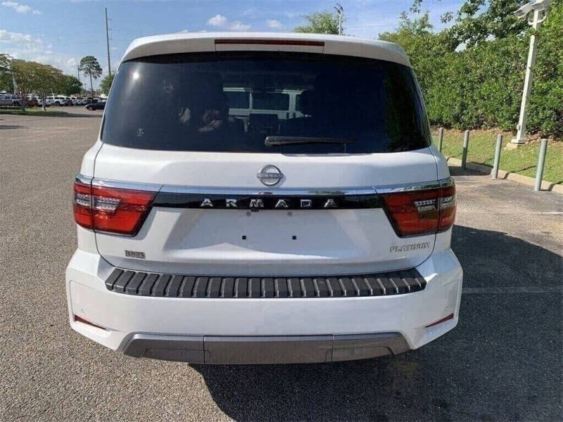 2024 Nissan Armada Platinum