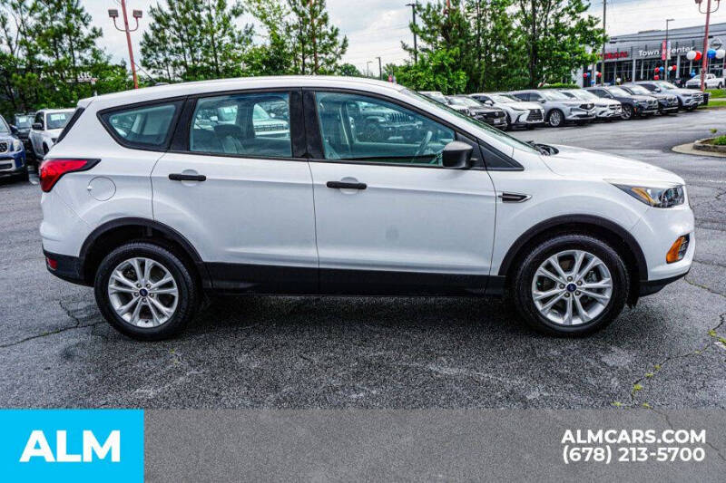 2019 Ford Escape S