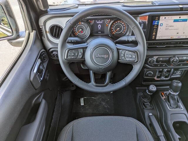 2025 Jeep Gladiator Sport S