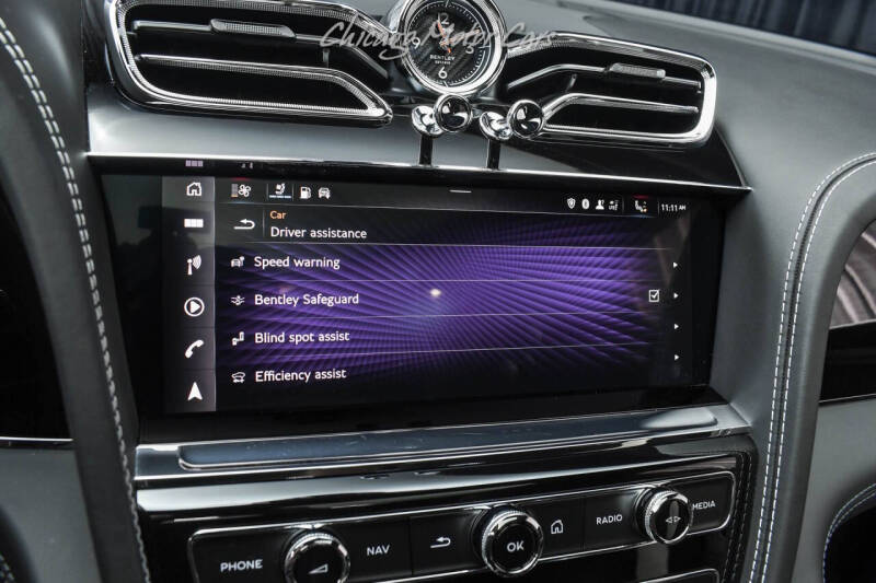 2023 Bentley Bentayga Hybrid