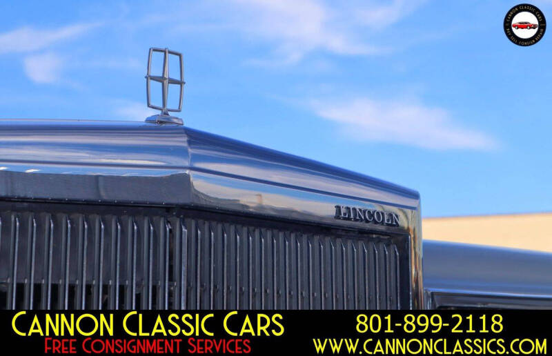 1984 Lincoln Town Car Signature