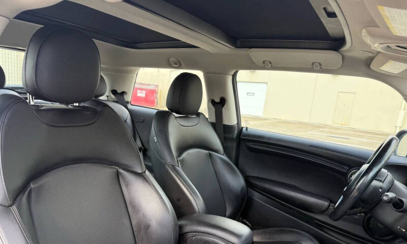 2015 MINI Hardtop 2 Door Cooper