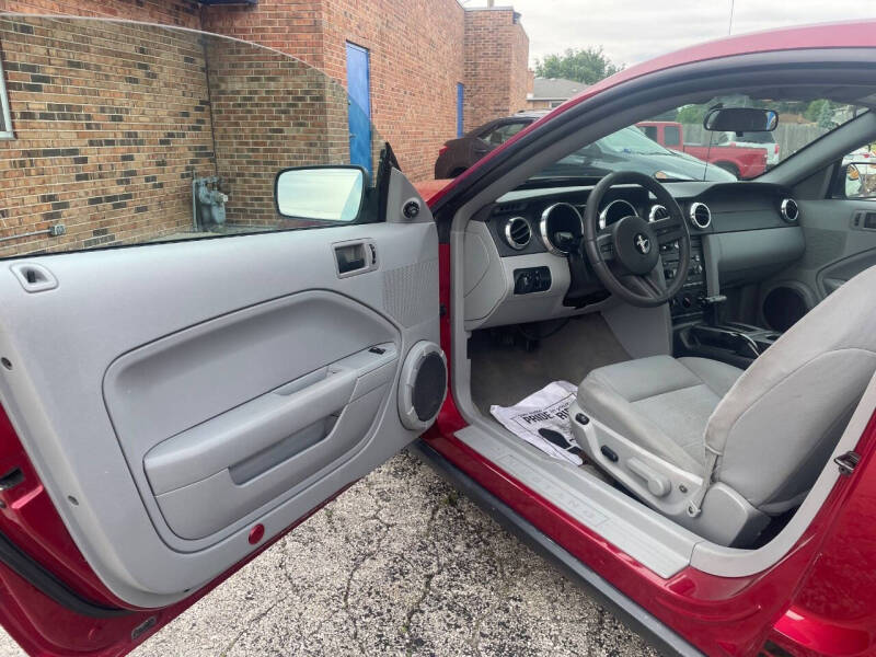 2005 Ford Mustang V6 Premium