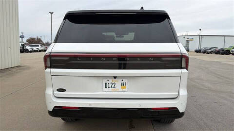 2025 Lincoln Navigator Black Label