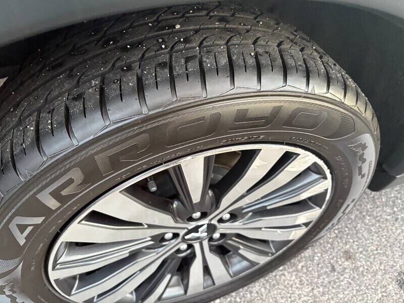 2019 Mitsubishi Outlander SE