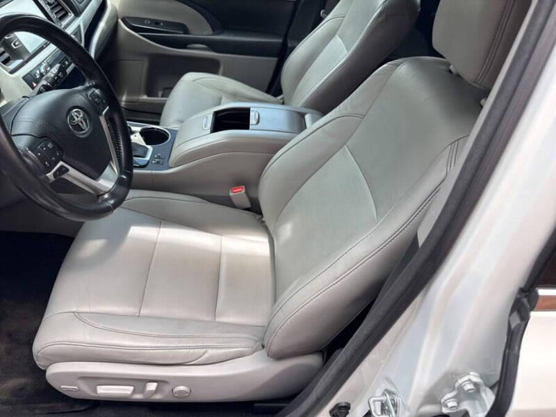 2017 Toyota Highlander XLE