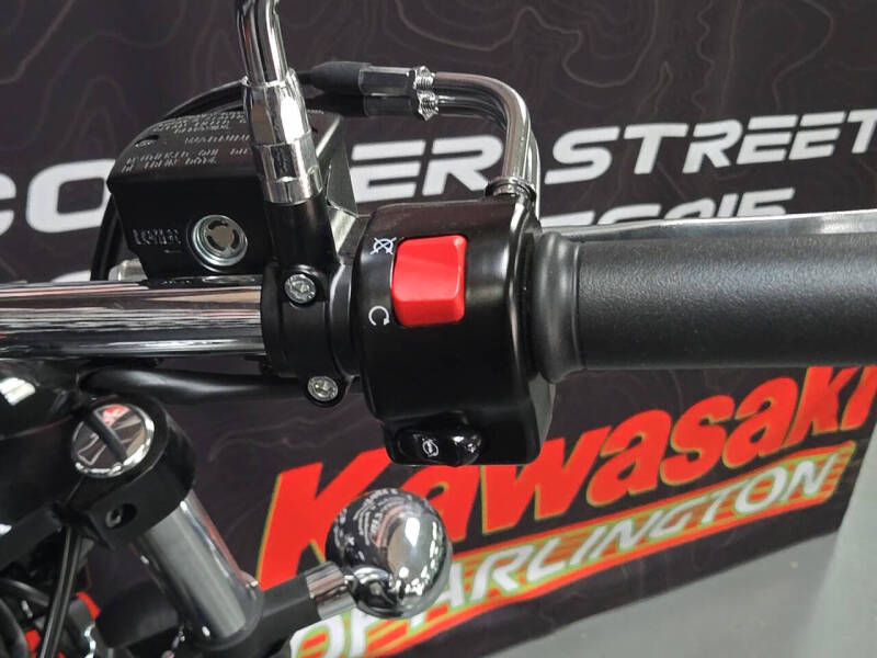 2024 Kawasaki Vulcan 900 Custom