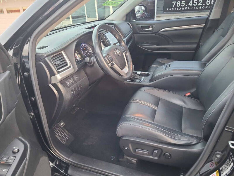 2018 Toyota Highlander SE