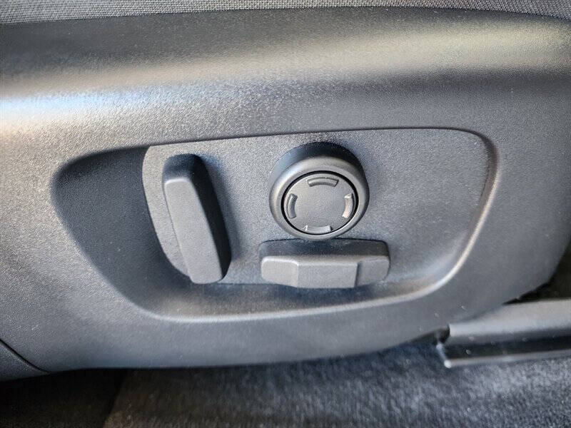 2023 Land Rover Range Rover Evoque P250 R-Dynamic S