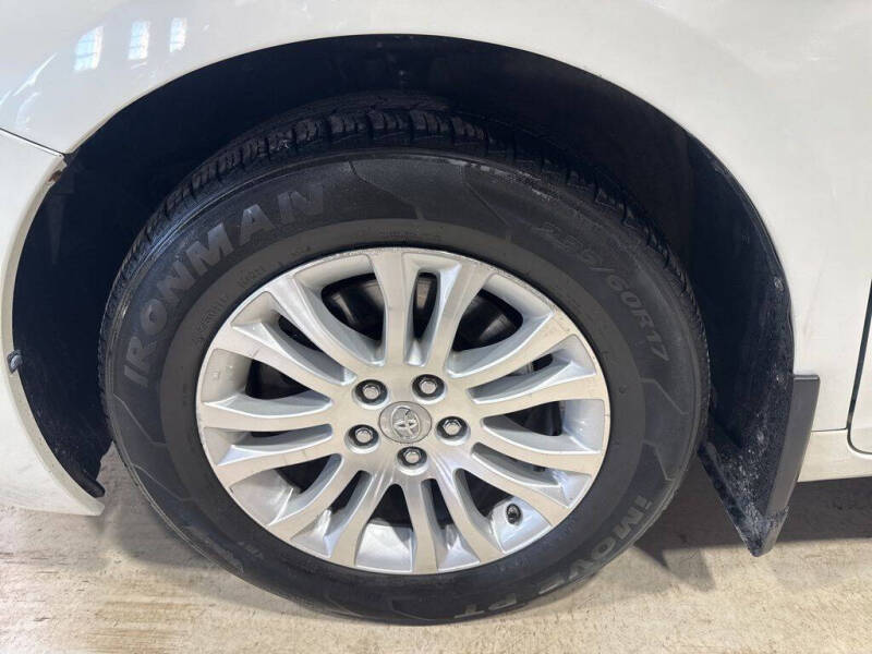 2017 Toyota Sienna