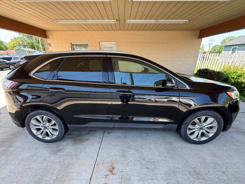 2019 Ford Edge Titanium