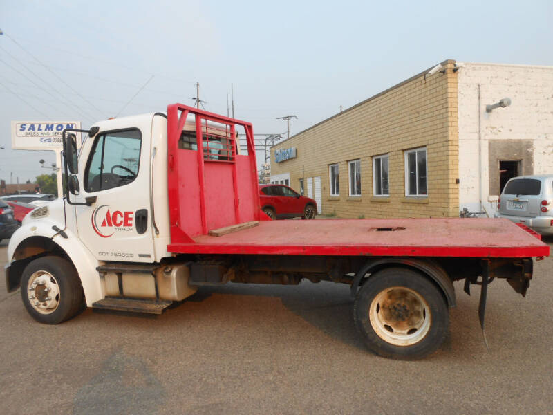 2007 Freightliner M2 106