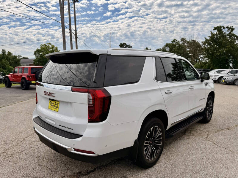 2025 GMC Yukon Elevation