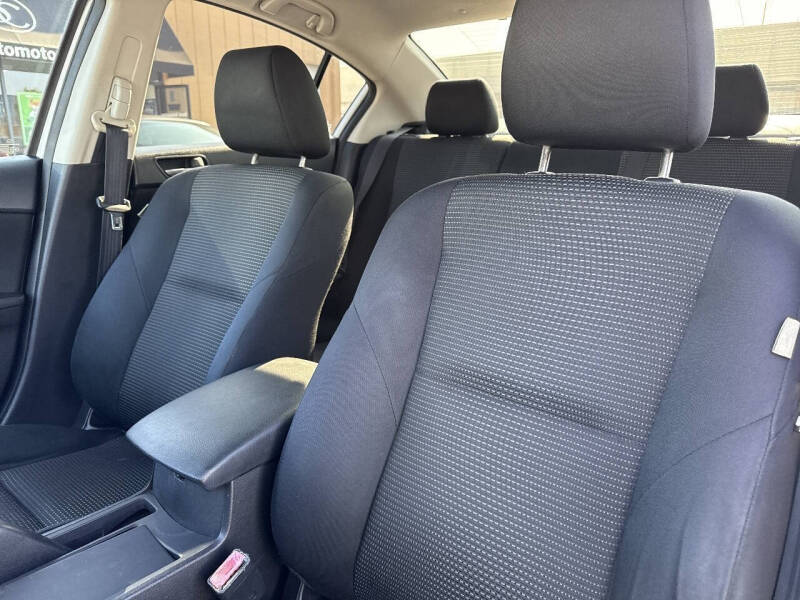 2012 Mazda MAZDA3 i Sport