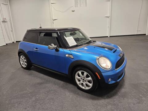 2010 MINI Cooper for sale at Southern Star Automotive, Inc. in Duluth GA