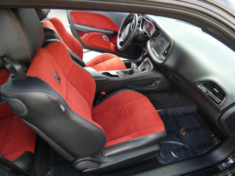 2017 Dodge Challenger