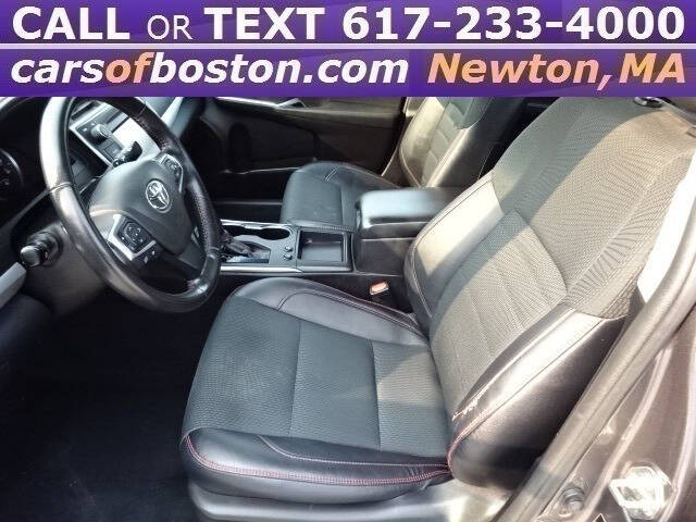 2017 Toyota Camry SE