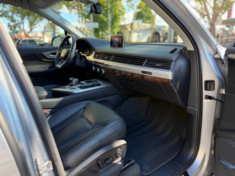 2018 Audi Q7 2.0T quattro Premium Plus