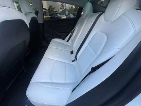 2020 Tesla Model 3 Long Range