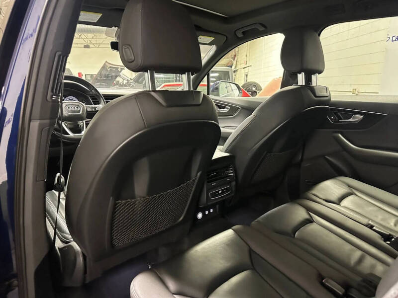 2020 Audi Q7 quattro Premium Plus 45 TFSI