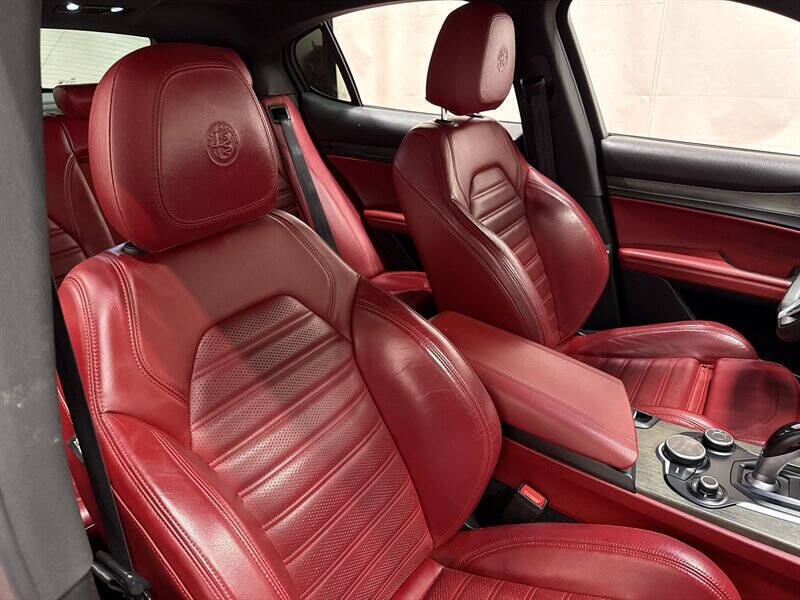 2018 Alfa Romeo Stelvio Ti Sport