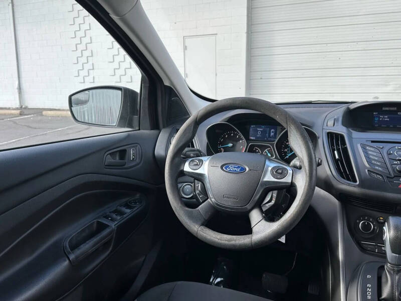 2014 Ford Escape S