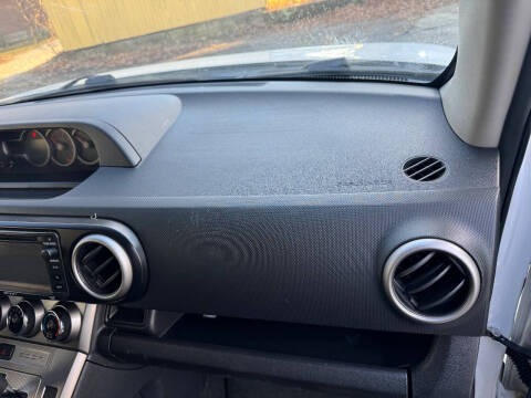 2013 Scion xB