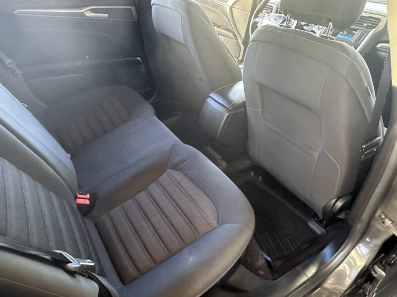 2017 Ford Fusion S